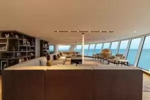 2-Observation Lounge