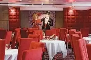 Le Maxim's Restaurant