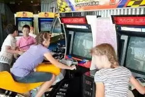 Salle de jeux vidéos