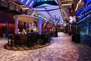 Fêtes et défilés sur la Royal Promenade